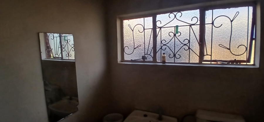 2 Bedroom Property for Sale in Botshabelo Free State
